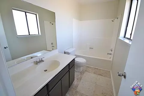 9865 Avenue Q4 E, Littlerock, CA 93543 photo 7