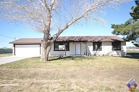 9865 Avenue Q4 E, Littlerock, CA 93543 photo 1