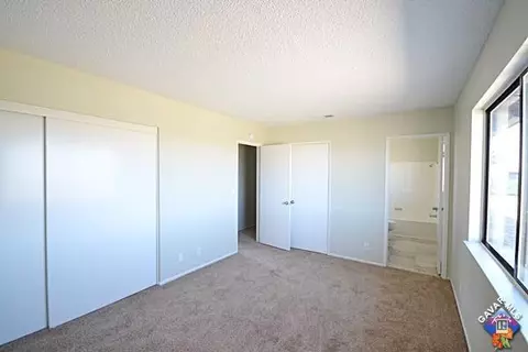 9865 Avenue Q4 E, Littlerock, CA 93543 photo 6