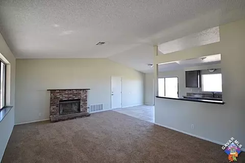 9865 Avenue Q4 E, Littlerock, CA 93543 photo 2