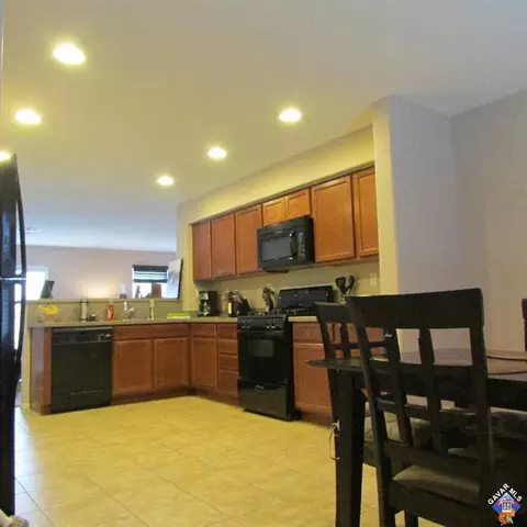 7142 Hemlock Ave, Lancaster, CA 93536 photo 32