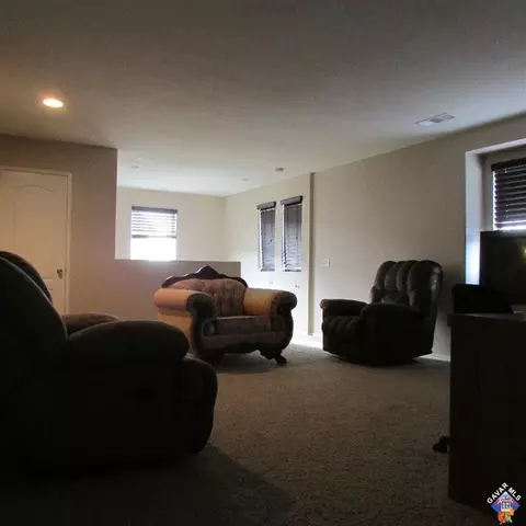 7142 Hemlock Ave, Lancaster, CA 93536 photo 45