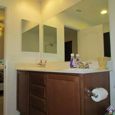 7142 Hemlock Ave, Lancaster, CA 93536 photo 68