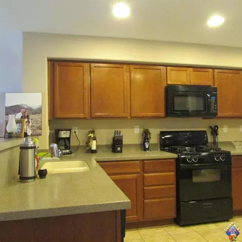 7142 Hemlock Ave, Lancaster, CA 93536 photo 25