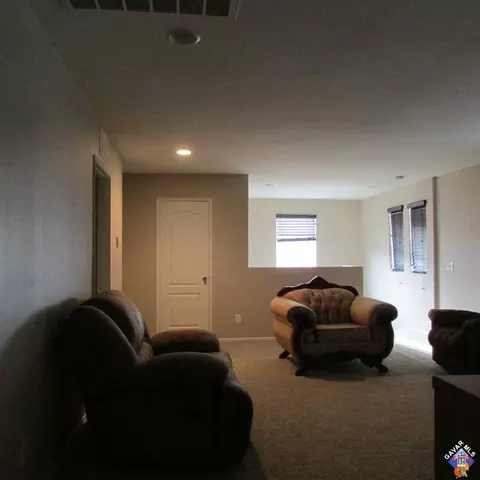 7142 Hemlock Ave, Lancaster, CA 93536 photo 47