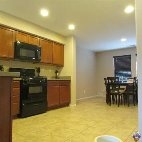 7142 Hemlock Ave, Lancaster, CA 93536 photo 29