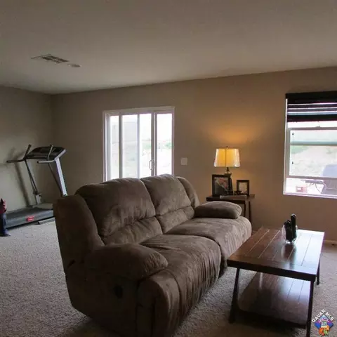 7142 Hemlock Ave, Lancaster, CA 93536 photo 22