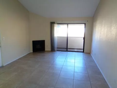 44442 15th St E #7, Lancaster, CA 93535 photo 5