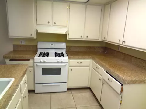 44442 15th St E #7, Lancaster, CA 93535 photo 8