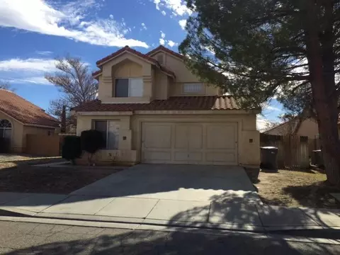 1832 Newgrove St E, Lancaster, CA 93535 photo 1