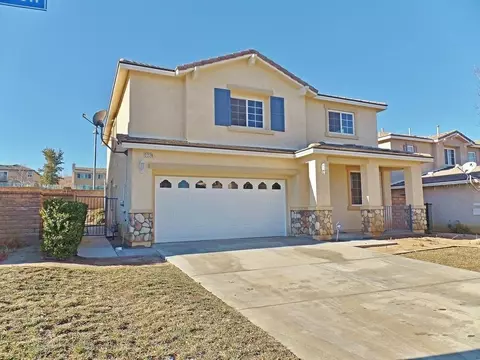 2226 Compote Cir, Palmdale, CA 93551 photo 2