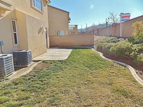 2226 Compote Cir, Palmdale, CA 93551 photo 7