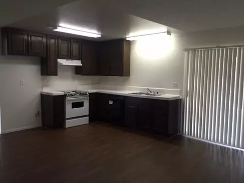 44503 13th St E, Lancaster, CA 93535 photo 8
