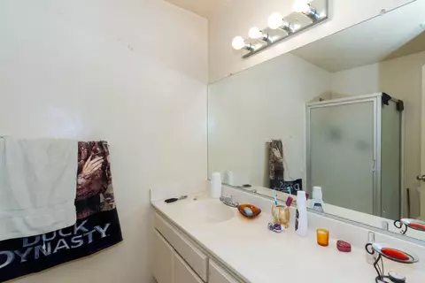 1840 Avenue J2 Apt 4 E #4, Lancaster, CA 93535 photo 12