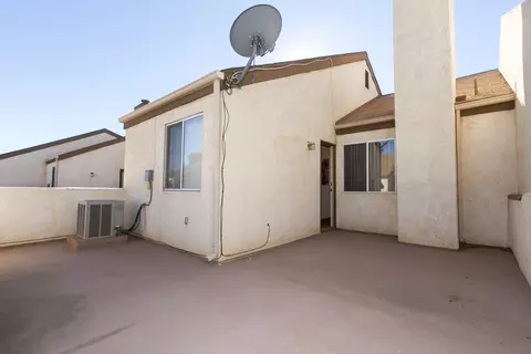 1840 Avenue J2 Apt 4 E #4, Lancaster, CA 93535 photo 14