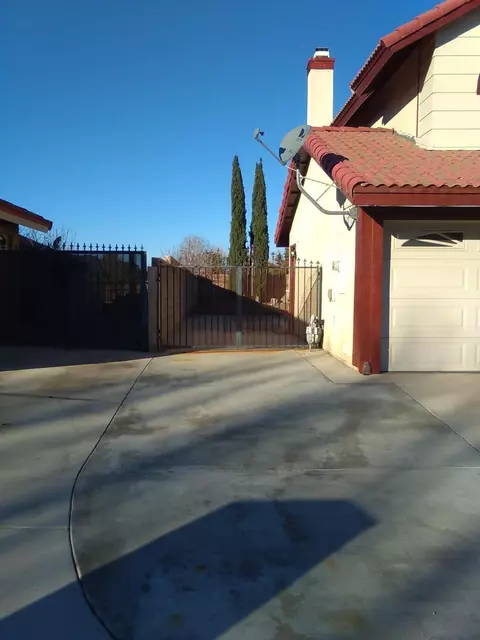 43457 Alep St, Lancaster, CA 93536 photo 3