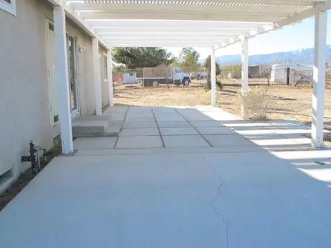 10784 Relin Rd, Phelan, CA 92371 photo 4