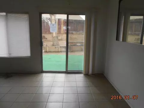 37415 17th St E, Palmdale, CA 93550 photo 4