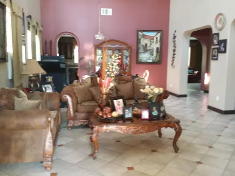 44062 Quarter St, Lancaster, CA 93536 photo 4