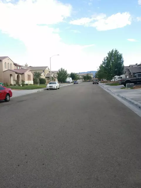 44062 Quarter St, Lancaster, CA 93536 photo 3