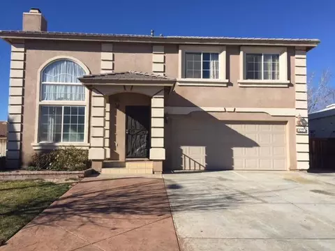 37445 Deville St, Palmdale, CA 93552 photo 2