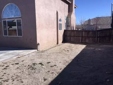 37445 Deville St, Palmdale, CA 93552 photo 16