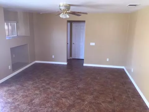 37445 Deville St, Palmdale, CA 93552 photo 6