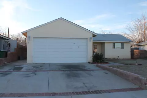 38745 32nd St E, Palmdale, CA 93550 photo 2