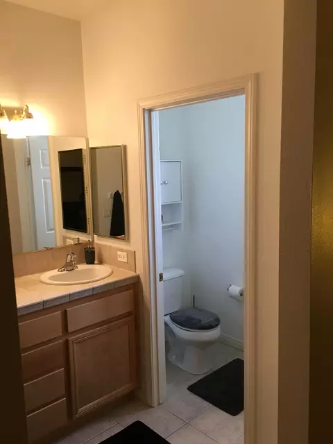 1811 Lingard St E, Lancaster, CA 93535 photo 11