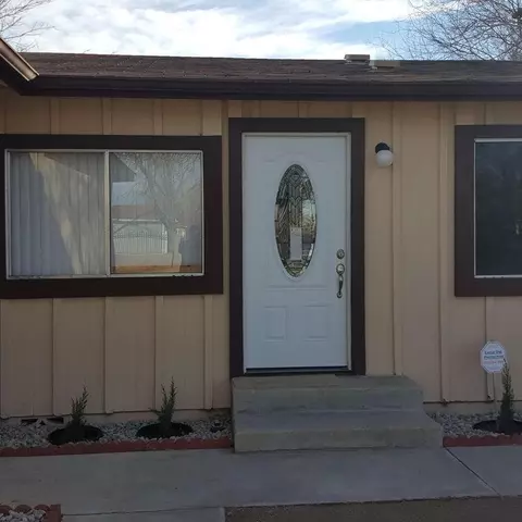 43616 Oleander St, Lancaster, CA 93535 photo 3