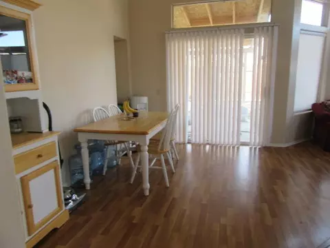 1625 Kettering St E, Lancaster, CA 93535 photo 5