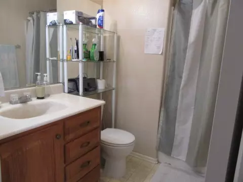 1625 Kettering St E, Lancaster, CA 93535 photo 9