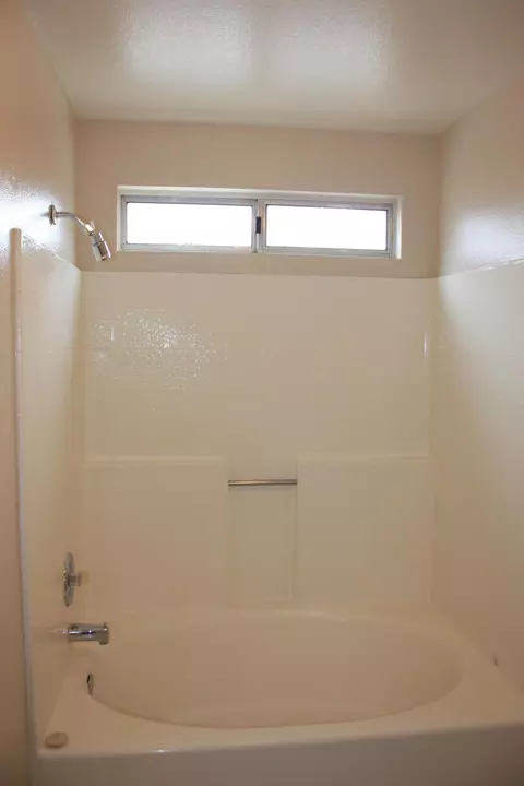 43945 Broadwater Ave, Lancaster, CA 93535 photo 10