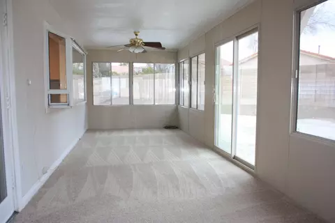 43945 Broadwater Ave, Lancaster, CA 93535 photo 11