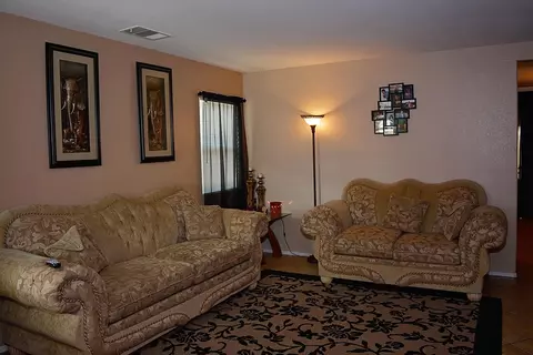 539 Cobb Rd, Lancaster, CA 93535 photo 6