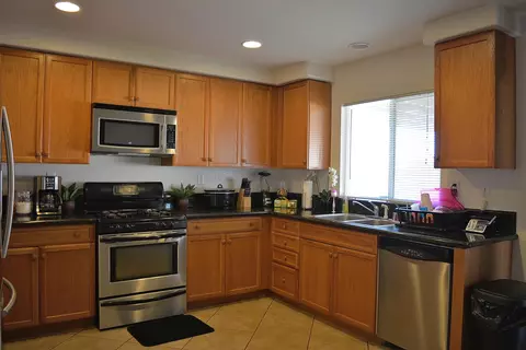539 Cobb Rd, Lancaster, CA 93535 photo 5