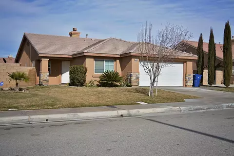 539 Cobb Rd, Lancaster, CA 93535 photo 3