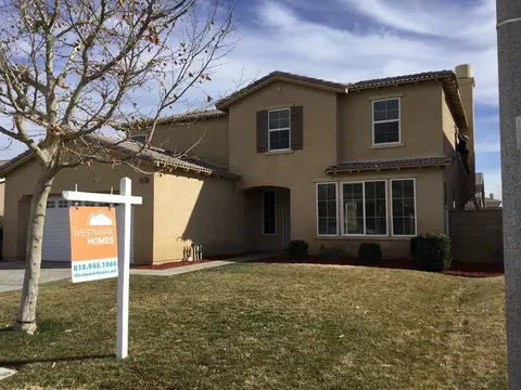 44632 27th St E, Lancaster, CA 93535 photo 2