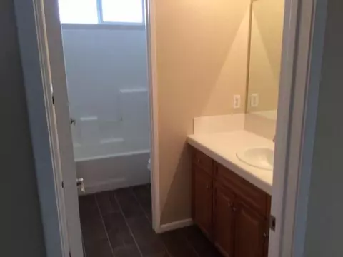 44632 27th St E, Lancaster, CA 93535 photo 8