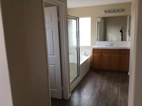 44632 27th St E, Lancaster, CA 93535 photo 3