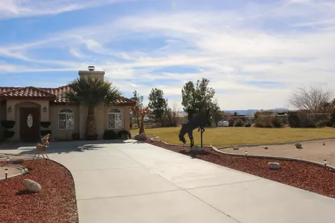 8722 Avenue E W, Lancaster, CA 93536 photo 61