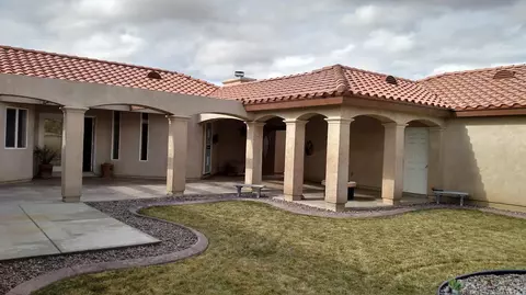 8722 Avenue E W, Lancaster, CA 93536 photo 62