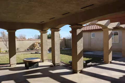 8722 Avenue E W, Lancaster, CA 93536 photo 59
