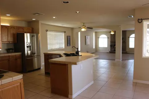 8722 Avenue E W, Lancaster, CA 93536 photo 21
