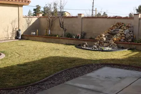8722 Avenue E W, Lancaster, CA 93536 photo 8
