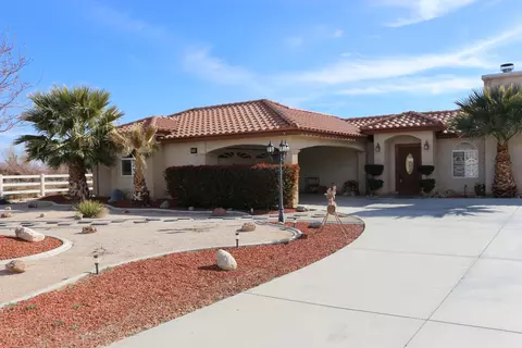 8722 Avenue E W, Lancaster, CA 93536 photo 60