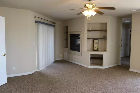 8722 Avenue E W, Lancaster, CA 93536 photo 35