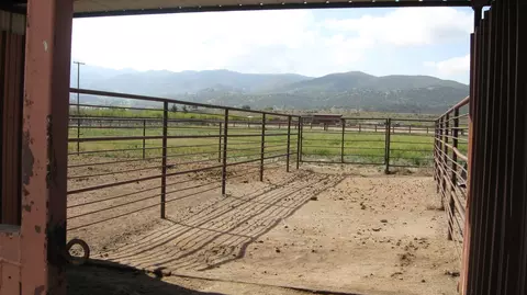 23028 Cummings Valley Rd, Tehachapi, CA 93561 photo 17