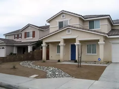 43725 Paloma St, Lancaster, CA 93536 photo 2
