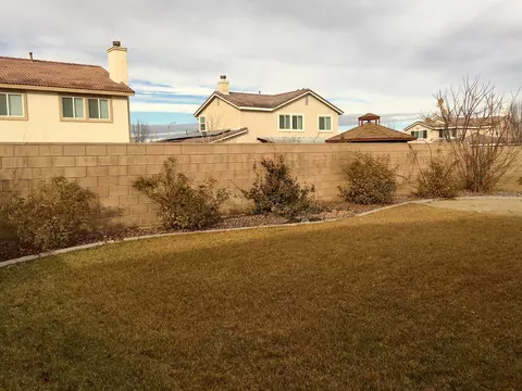 43725 Paloma St, Lancaster, CA 93536 photo 25